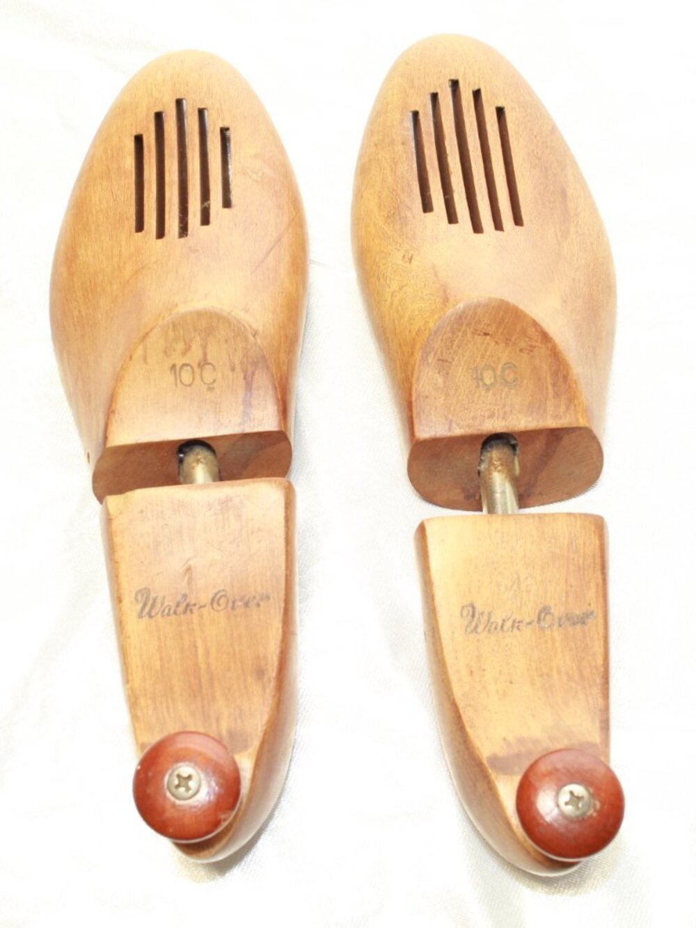 Walk-Over Size 10 C Wood Slotted Vent Heel Knob Vintage Shoe Trees -Yugoslavia